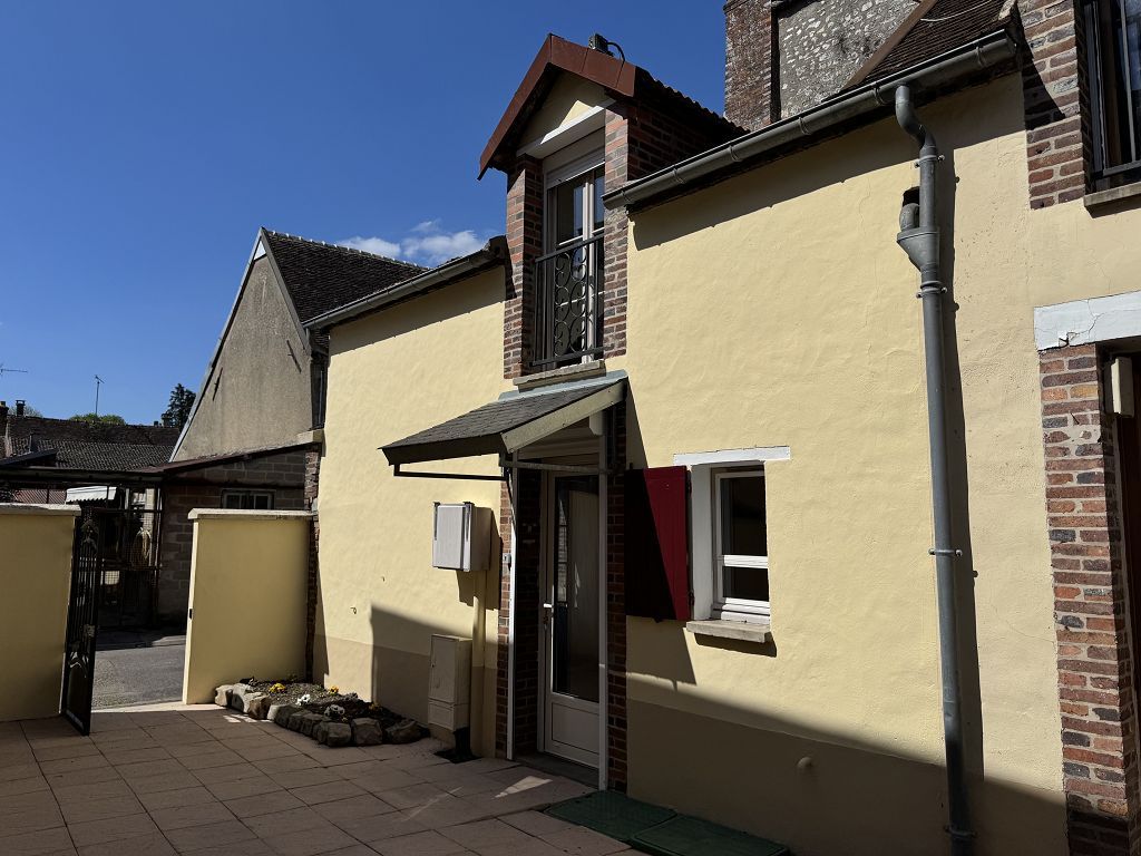 Maison de village VILLENEUVE L'ARCHEVEQUE